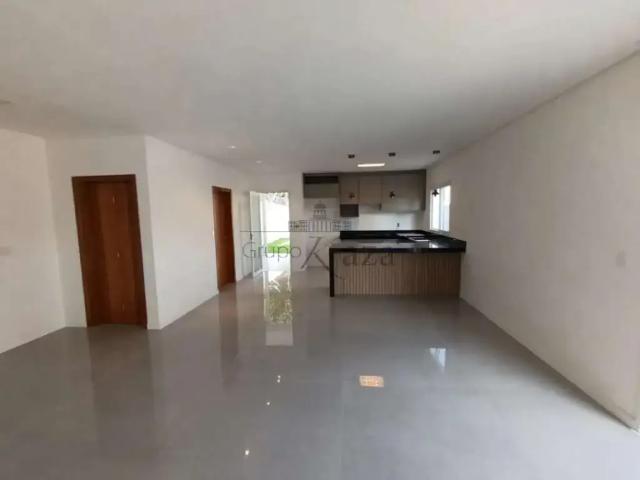 Casa venda em Região Imediata de São José dos Campos, Região Metropolitana do Vale do Paraíba e Litoral Norte