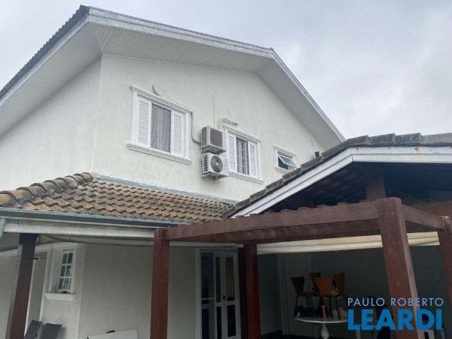Casa venda em Região Imediata de São José dos Campos, Região Metropolitana do Vale do Paraíba e Litoral Norte