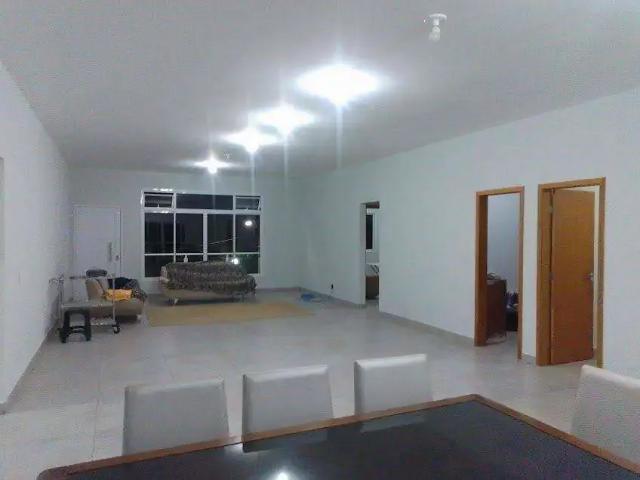 Casa venda em Região Imediata de São José dos Campos, Região Metropolitana do Vale do Paraíba e Litoral Norte