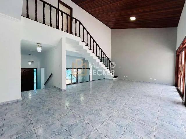 Casa venda em Região Imediata de São José dos Campos, Região Metropolitana do Vale do Paraíba e Litoral Norte