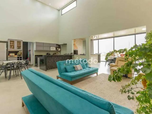 Casa venda em Região Imediata de São José dos Campos, Região Metropolitana do Vale do Paraíba e Litoral Norte