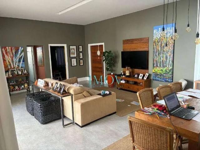 Casa venda em Região Imediata de São José dos Campos, Região Metropolitana do Vale do Paraíba e Litoral Norte
