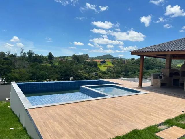 Casa venda em Região Imediata de São José dos Campos, Região Metropolitana do Vale do Paraíba e Litoral Norte