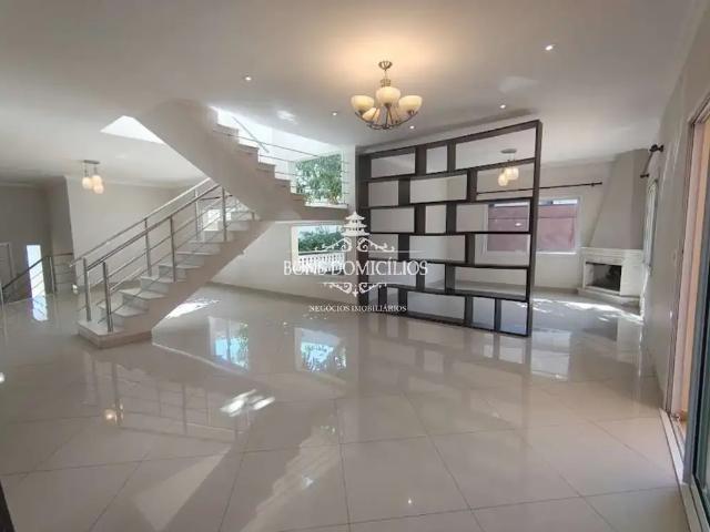 Casa venda em Jandira