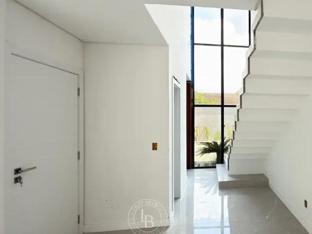 Casa venda em Região Geográfica Imediata de Joinville, Joinville