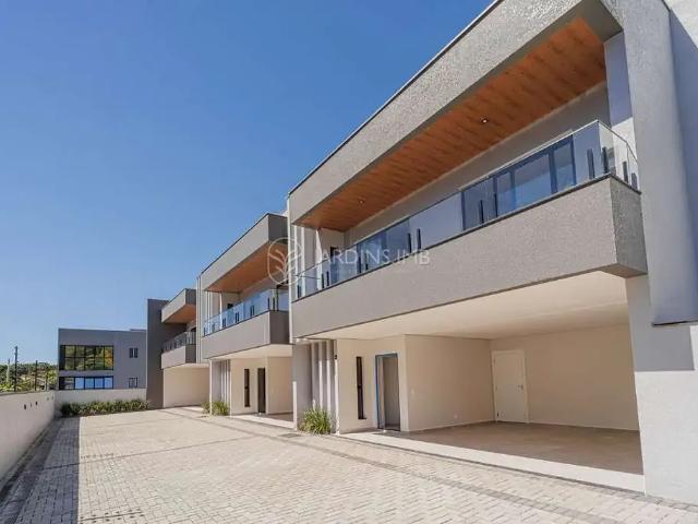 Casa venda em Região Geográfica Imediata de Joinville, Joinville
