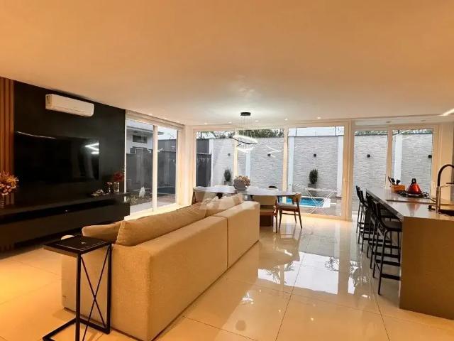 Casa venda em Região Geográfica Imediata de Joinville, Joinville
