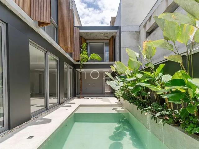 Casa venda em Região Geográfica Imediata de Joinville, Joinville