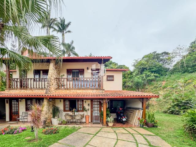 Casa venda em Juiz de Fora, Região Geográfica Intermediária de Juiz de Fora