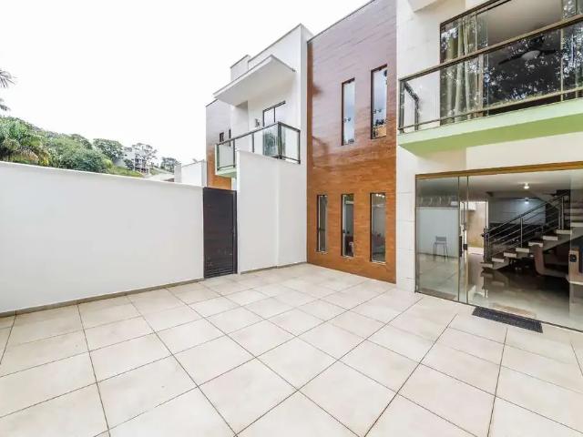 Casa venda em Região Geográfica Imediata de Juiz de Fora, Juiz de Fora