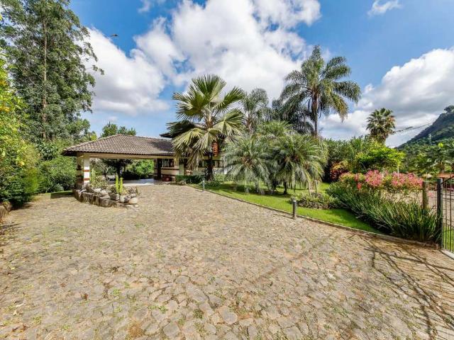 Casa venda em Juiz de Fora, Região Geográfica Intermediária de Juiz de Fora