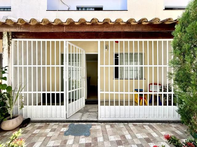Casa venda em Região Geográfica Imediata de Salvador, Região Metropolitana de Salvador