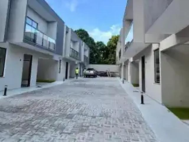 Casa venda em Região Geográfica Imediata de Salvador, Região Metropolitana de Salvador