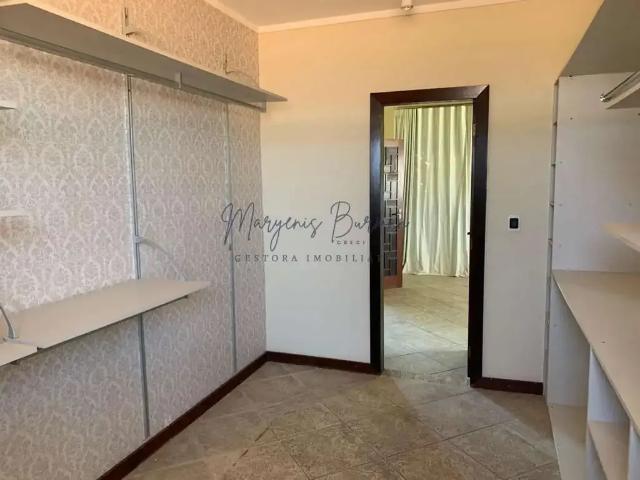Casa venda em Região Geográfica Imediata de Salvador, Região Metropolitana de Salvador