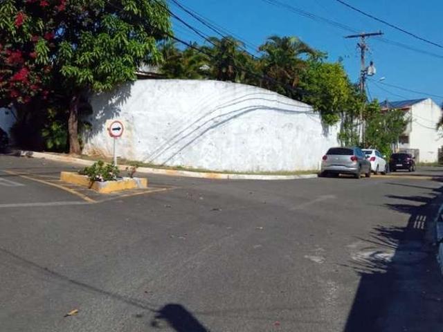 Casa venda em Região Geográfica Imediata de Salvador, Região Metropolitana de Salvador