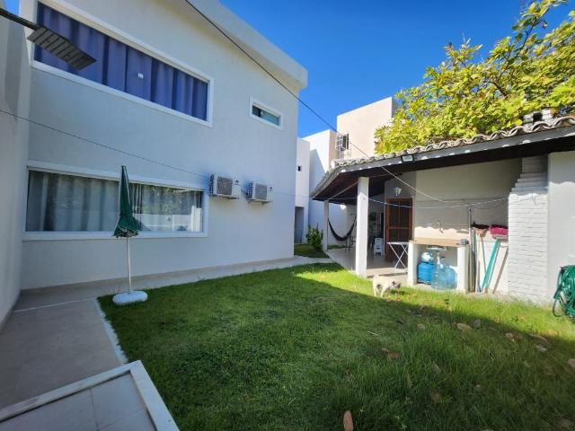 Casa venda em Região Geográfica Imediata de Salvador, Região Metropolitana de Salvador