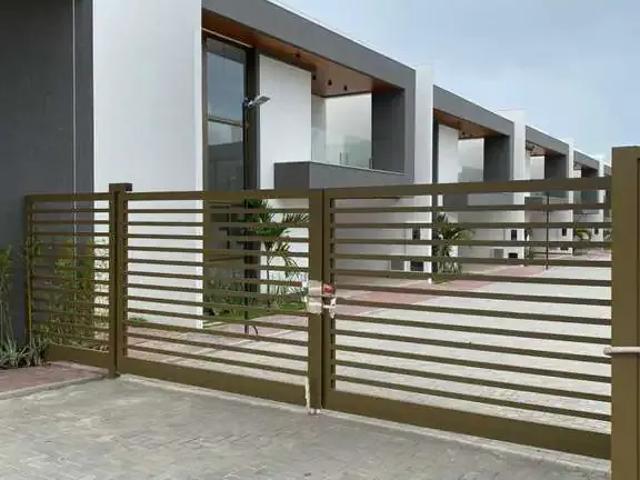 Casa venda em Região Geográfica Imediata de Salvador, Região Metropolitana de Salvador