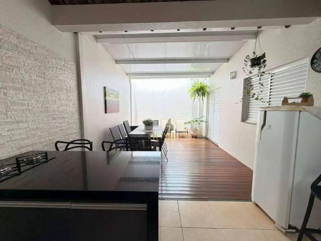 Casa venda em Região Geográfica Imediata de Londrina, Londrina