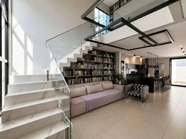 Casa venda em Região Geográfica Imediata de Londrina, Londrina