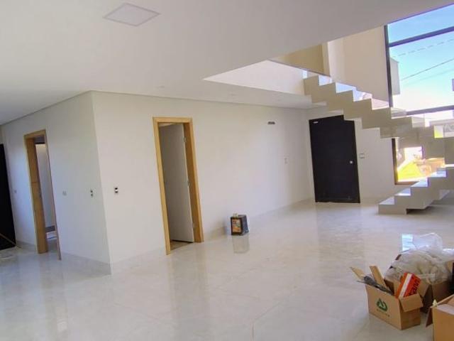 Casa venda em Região Geográfica Imediata de Londrina, Londrina