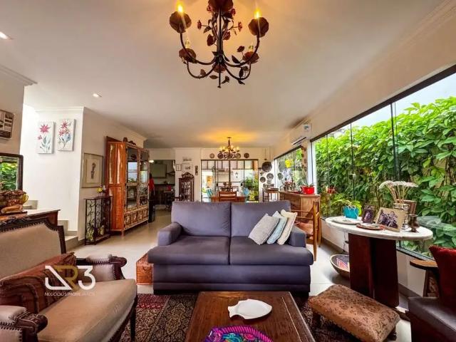 Casa venda em Região Geográfica Imediata de Londrina, Londrina