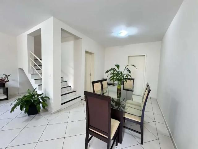 Casa venda em Região Geográfica Imediata de Londrina, Londrina