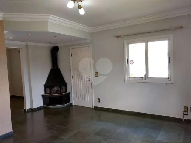 Casa venda em Vilaggio Del Fiori, Louveira