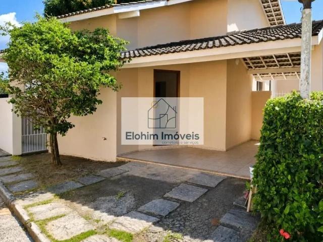 Casa venda em Condominio, Macaé