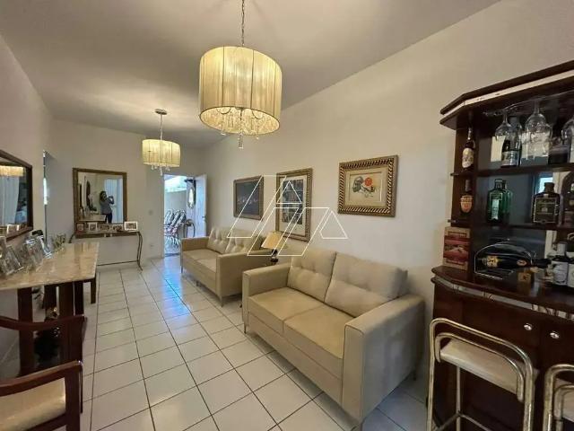 Casa venda em Região Imediata de Marília, Marília
