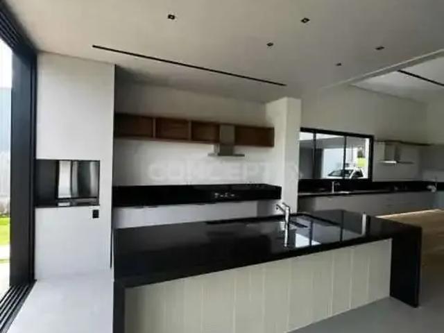 Casa venda em Região Imediata de Marília, Marília