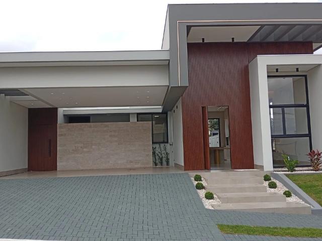 Casa venda em Região Geográfica Imediata de Maringá, Maringá