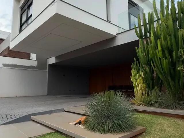 Casa venda em Região Geográfica Imediata de Maringá, Maringá