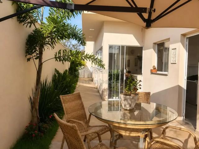 Casa venda em Mirassol, Região Geográfica Intermediária de São José do Rio Preto