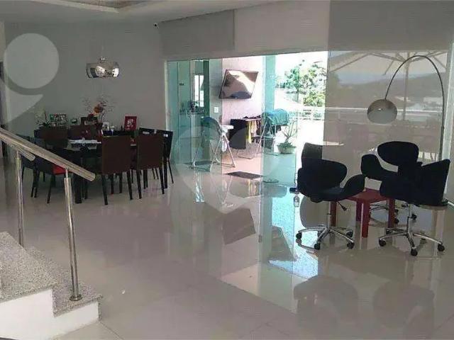 Casa venda em Condomínio Aruã, Niterói