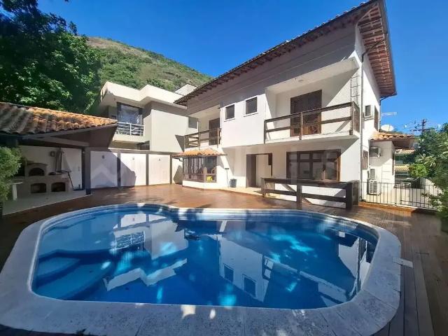 Casa venda em Região Geográfica Imediata do Rio de Janeiro, Região Metropolitana do Rio de Janeiro