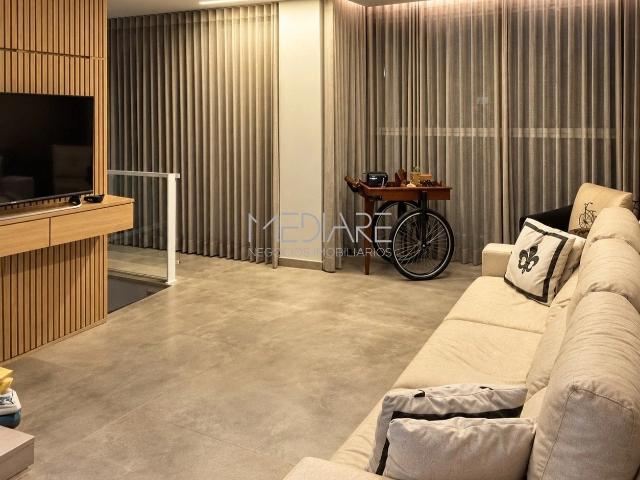 Casa venda em Town Houses, Nova Lima