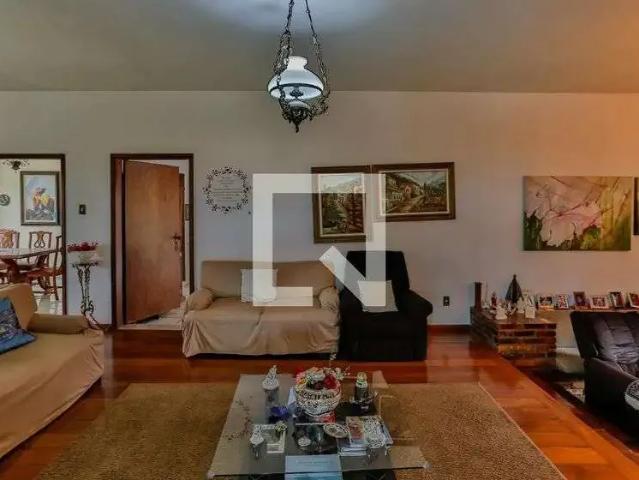 Casa venda em Região Geográfica Imediata de Belo Horizonte, Região Metropolitana de Belo Horizonte