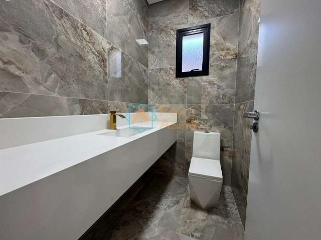 Casa venda em Região Imediata de Caraguatatuba-Ubatuba-São Sebastião, Região Metropolitana do Vale do Paraíba e Litoral Norte