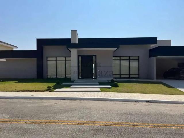Casa venda em Região Imediata de São José dos Campos, Região Metropolitana do Vale do Paraíba e Litoral Norte