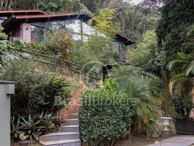 Casa venda em Região Geográfica Imediata de Petrópolis, Região Metropolitana do Rio de Janeiro