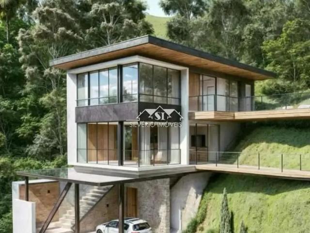 Casa venda em Petrópolis, Região Geográfica Intermediária de Petrópolis
