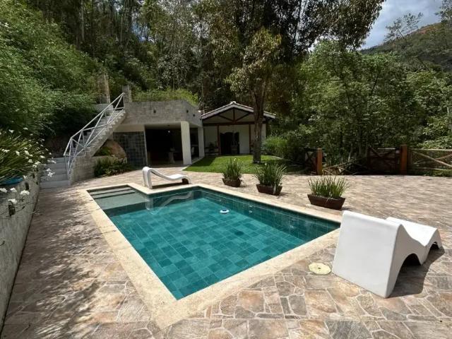 Casa venda em Região Geográfica Imediata de Petrópolis, Região Metropolitana do Rio de Janeiro