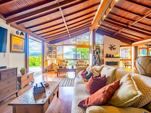 Casa venda em Região Geográfica Imediata de Petrópolis, Região Metropolitana do Rio de Janeiro