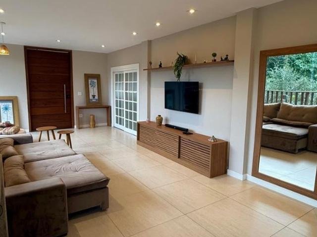 Casa venda em Região Geográfica Imediata de Petrópolis, Região Metropolitana do Rio de Janeiro