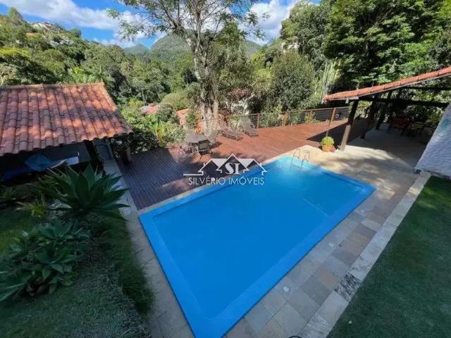 Casa venda em Petrópolis, Região Geográfica Intermediária de Petrópolis