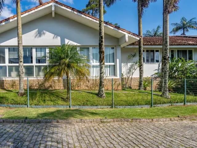 Casa venda em Região Geográfica Imediata de Petrópolis, Região Metropolitana do Rio de Janeiro