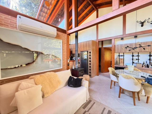 Casa venda em Região Geográfica Imediata de Petrópolis, Região Metropolitana do Rio de Janeiro