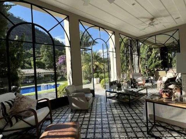 Casa venda em Petrópolis