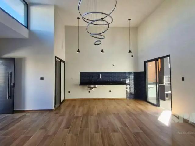Casa venda em Região Imediata de Taubaté-Pindamonhangaba, Região Metropolitana do Vale do Paraíba e Litoral Norte