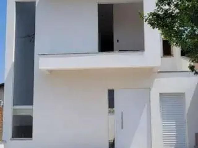 Casa venda em Região Imediata de Taubaté-Pindamonhangaba, Região Metropolitana do Vale do Paraíba e Litoral Norte